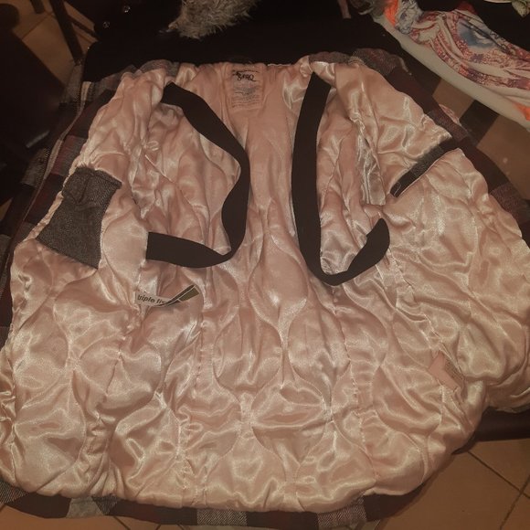 Winter jacket - Picture 3 of 4